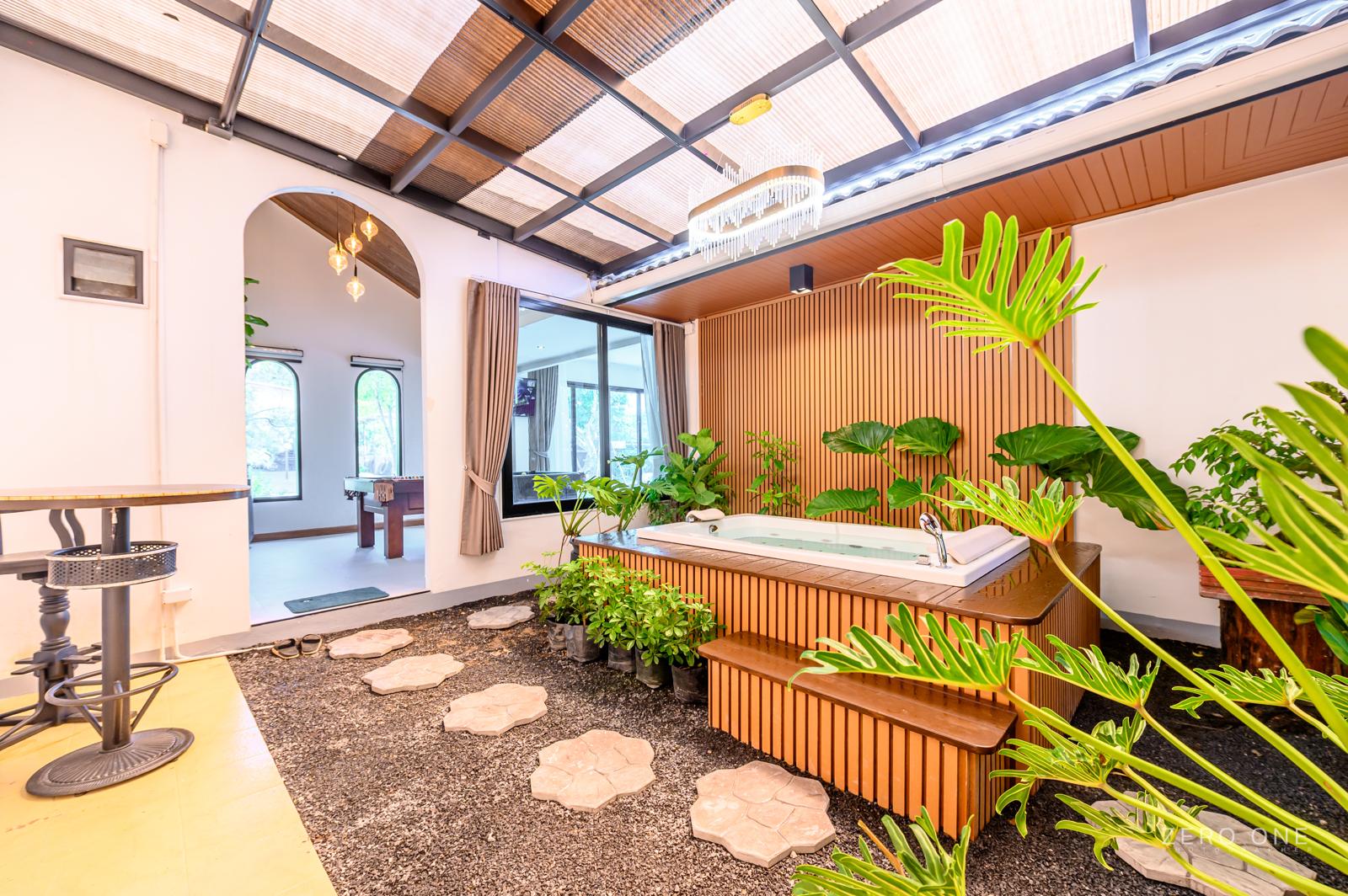 5-Bedroom Private Pool Villa for Sale Near Samui Airport – Fully Furnished & Move-In Ready