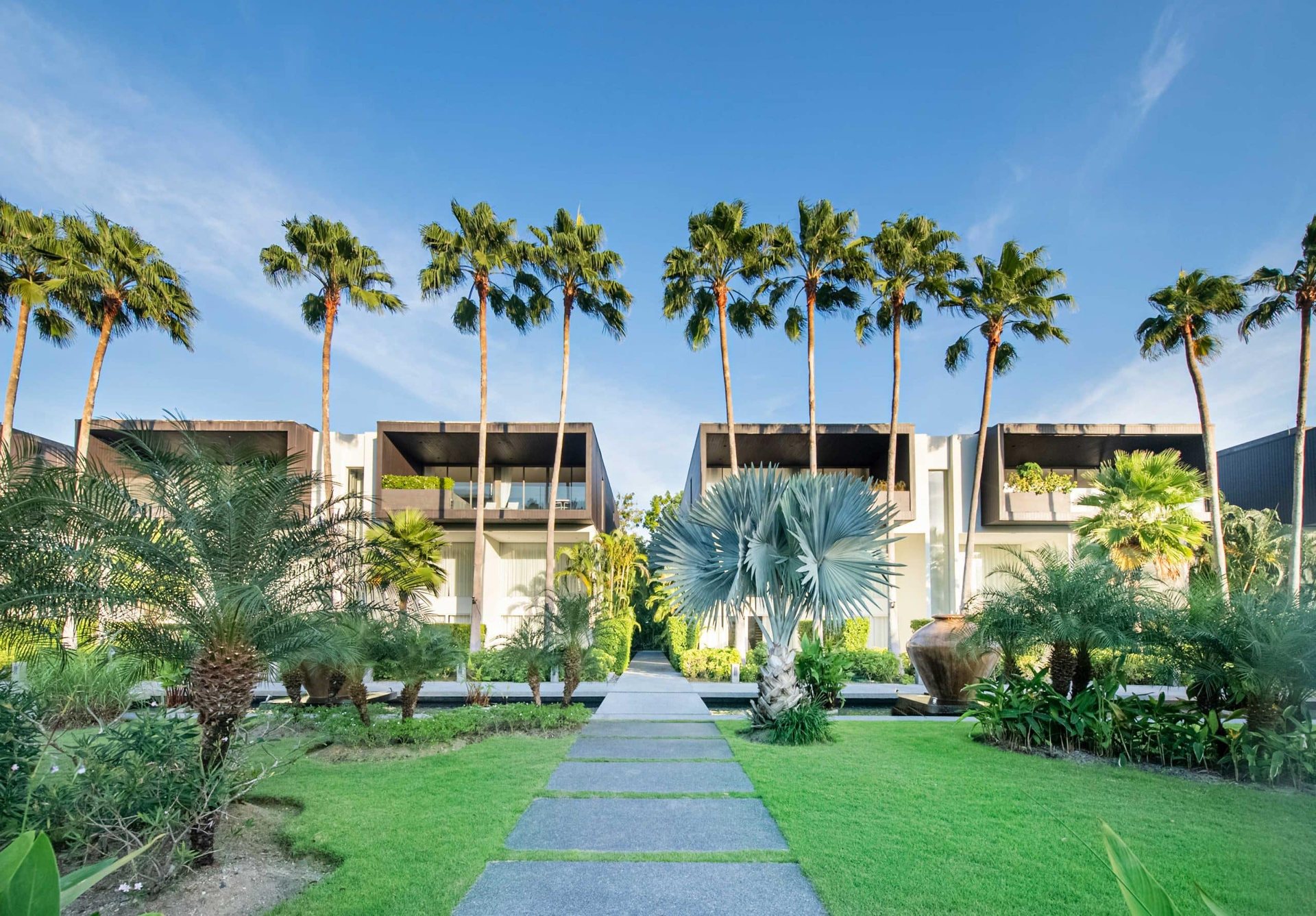 Baan Yamu Residences, Cape Yamu, Phuket – Garden walkway between residences