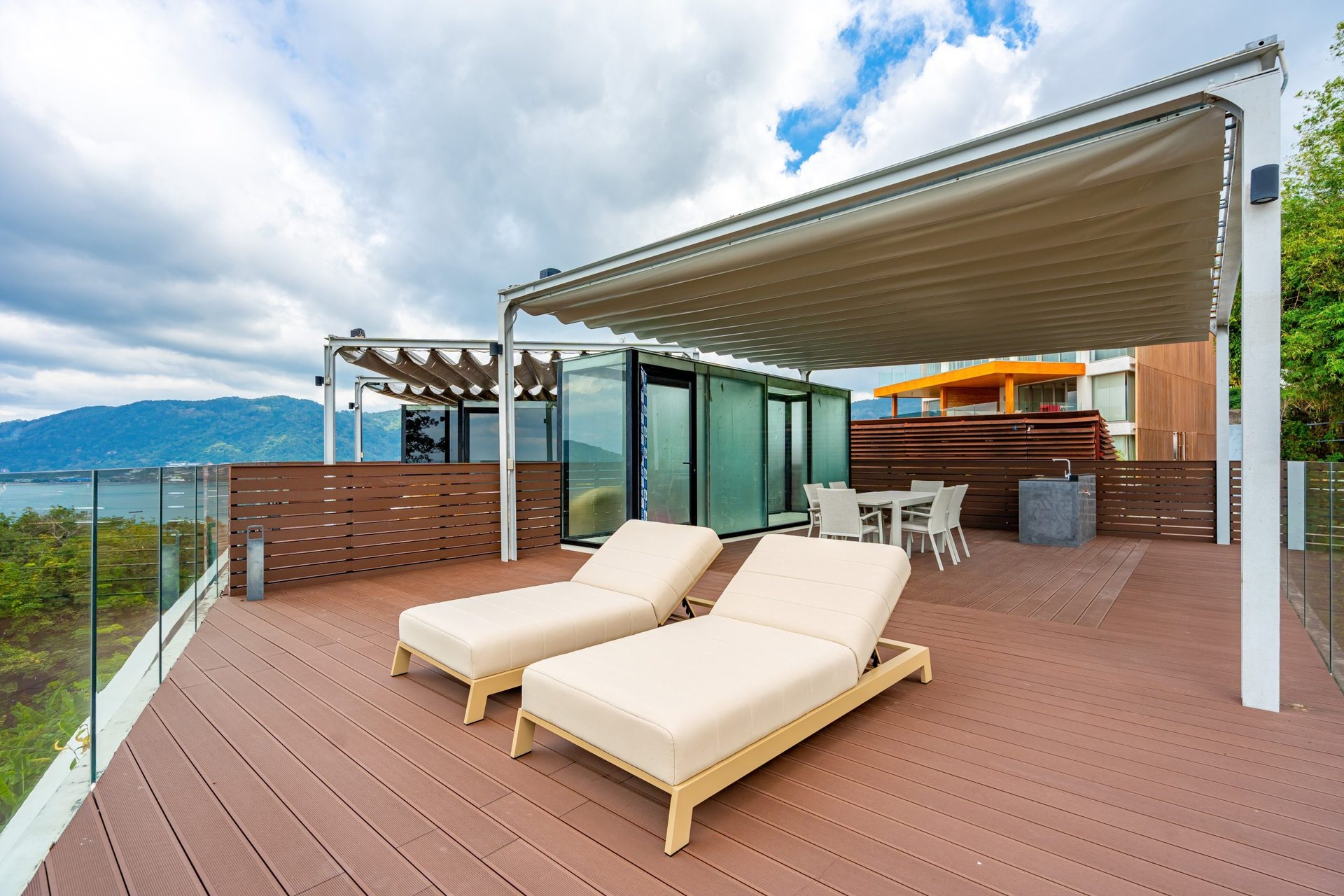 Bluepoint Condominiums, Patong, Phuket – Penthouse rooftop terrace