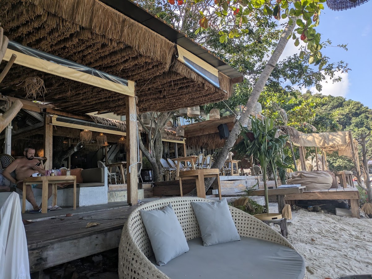 Cape Away – photo 3