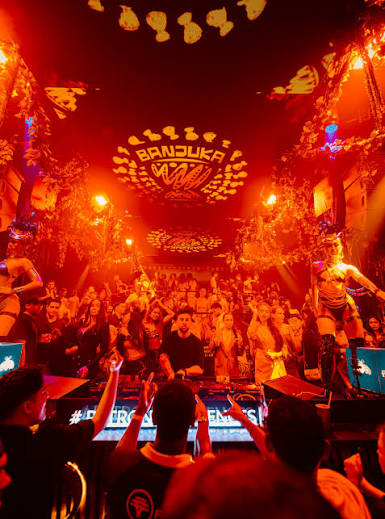 Lil Club – photo 3